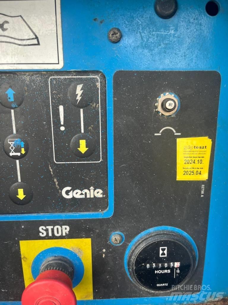 Genie GS 3384 RT 剪叉式升降机