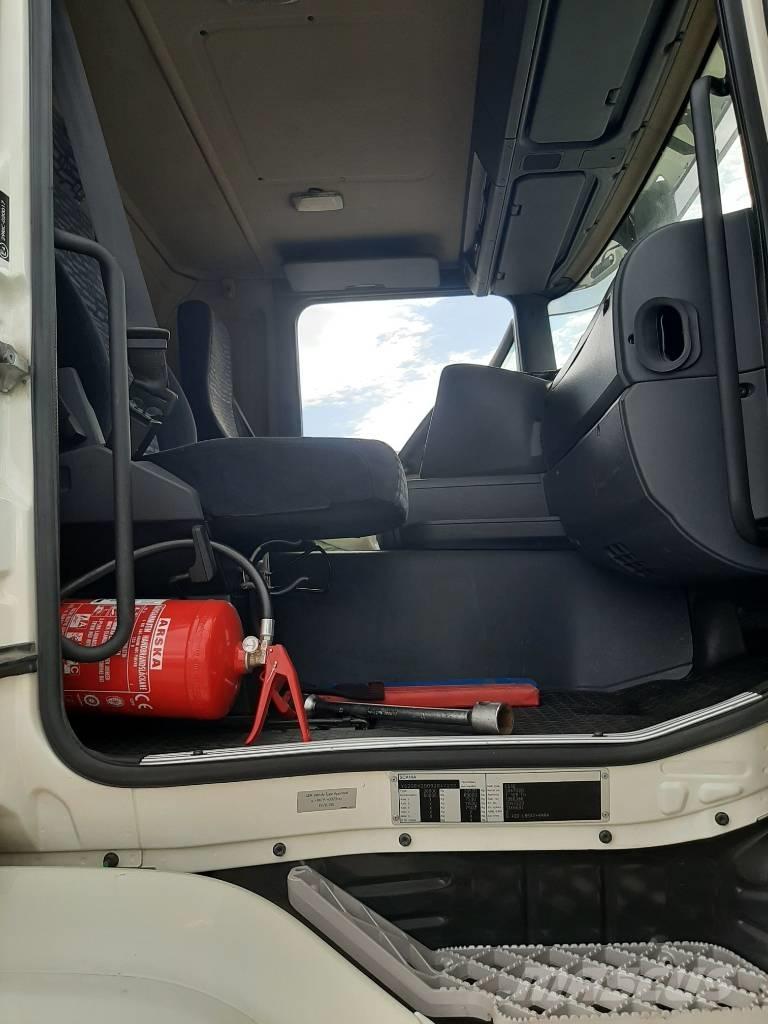 Scania G 420 集装箱叉车