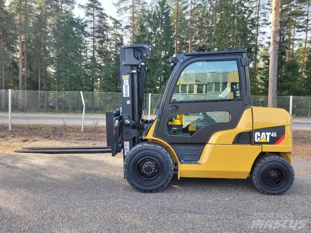 CAT DP45NB 柴油叉车