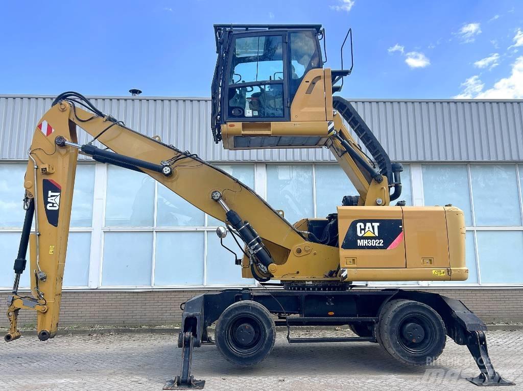 CAT MH 3022    2015    CE 工业挖掘机
