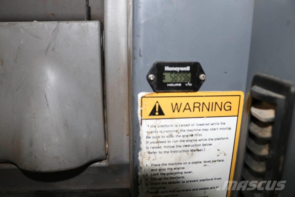 Takeuchi TB 250 小型挖掘机