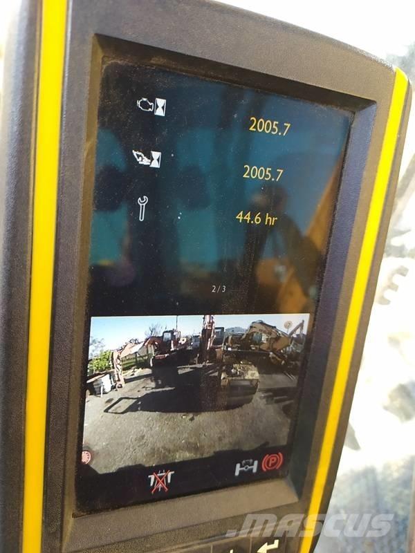 JCB JS 145 W 轮式挖掘机