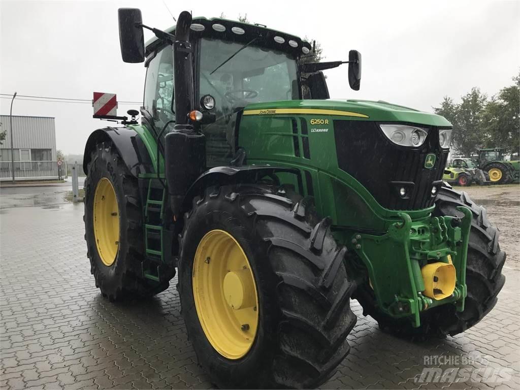 John Deere 6250R 拖拉机/农用车