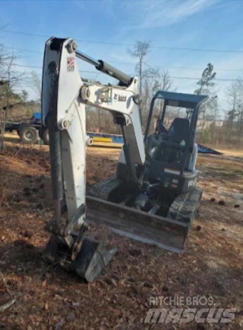 Bobcat E45 小型挖掘机