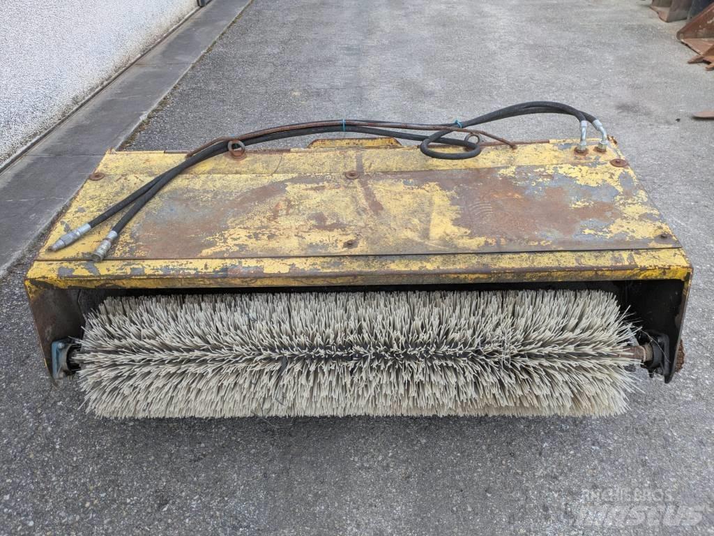 Bobcat 773 滑移装载机