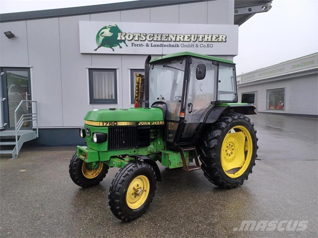 John Deere 1750 拖拉机/农用车