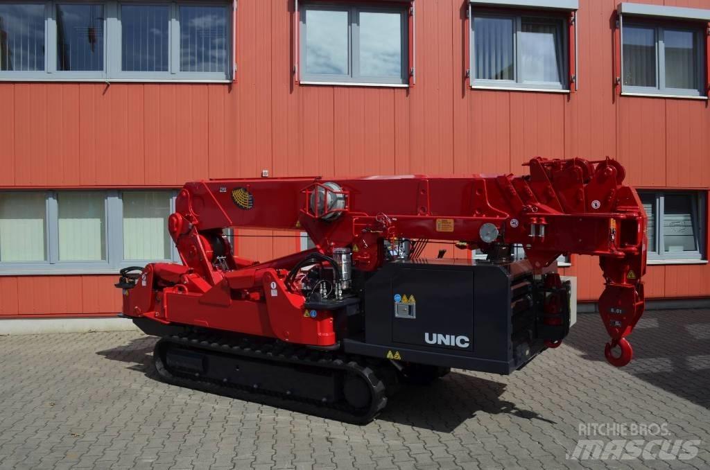 Unic URW-806 轻小型起重机