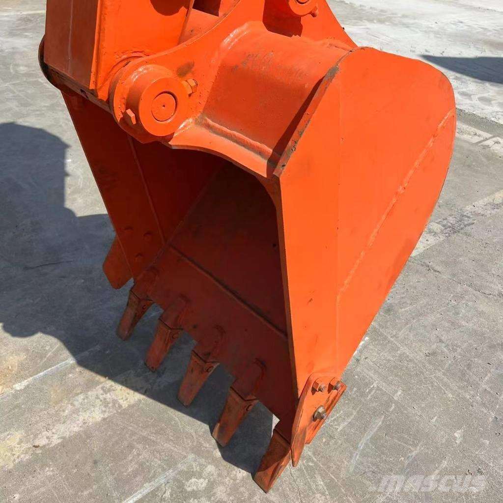 Hitachi ZX 70 小型挖掘机