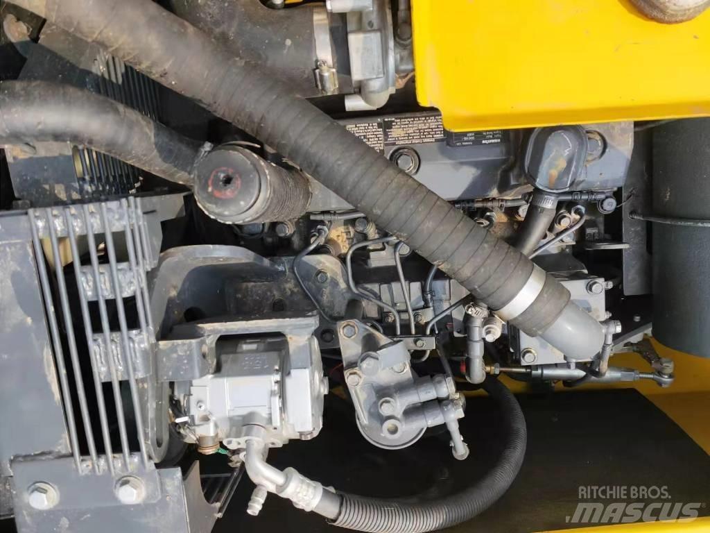 Komatsu PC 130 履带挖掘机