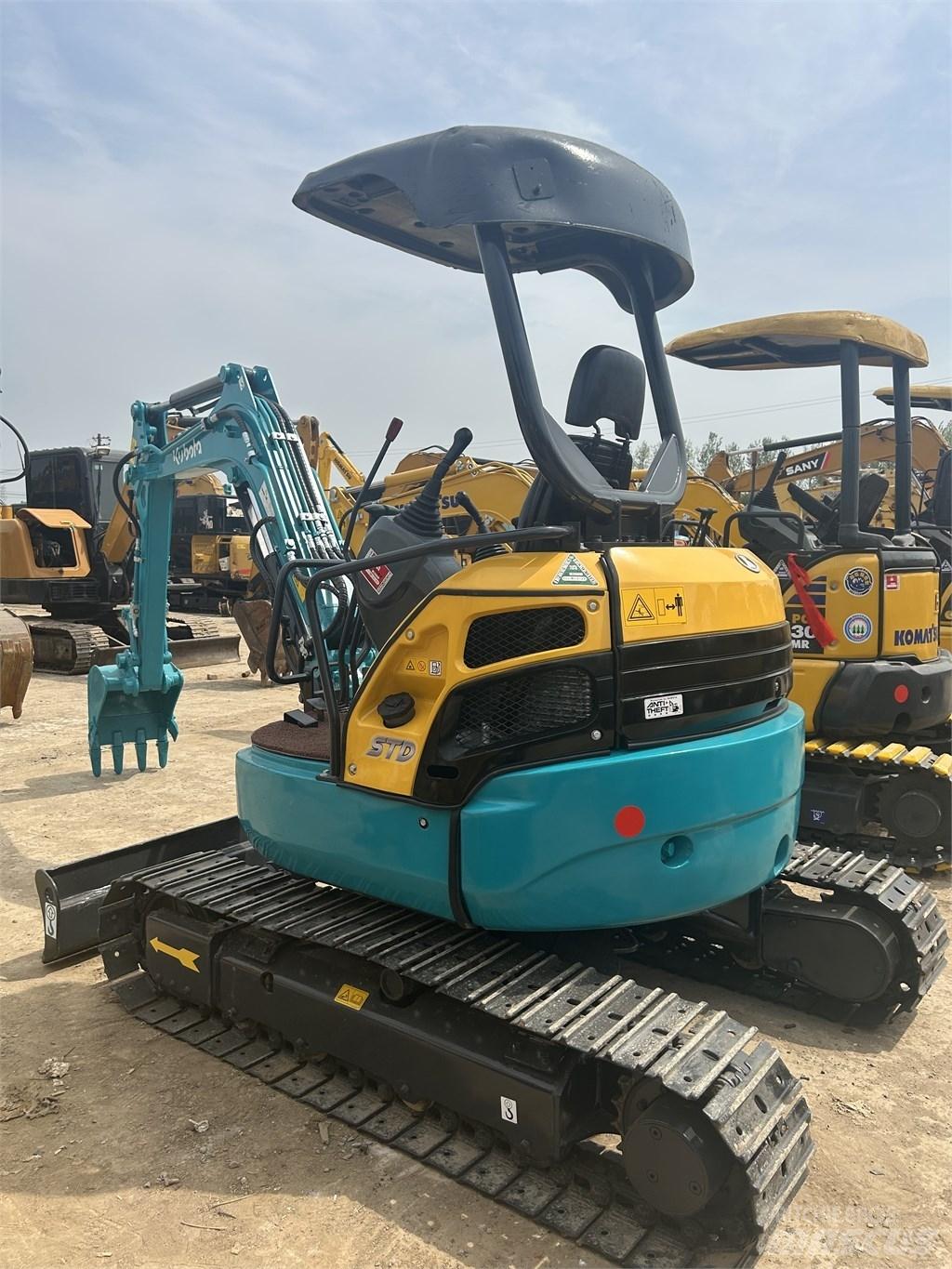 Kubota U 30 小型挖掘机