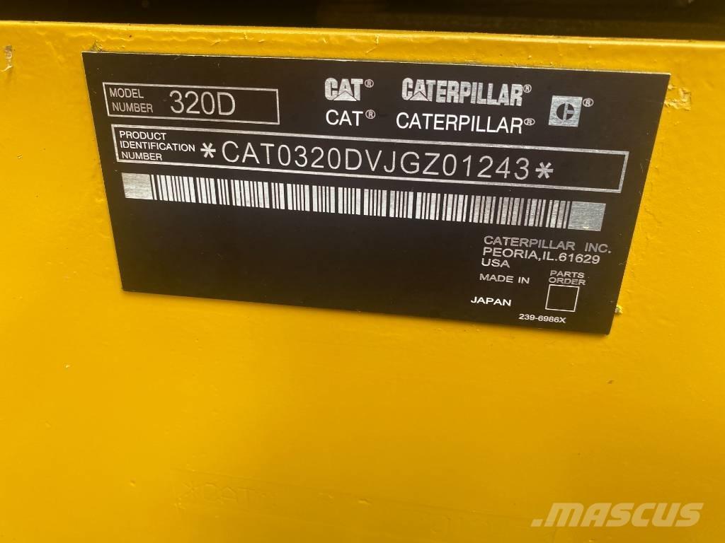 CAT 320 D 履带挖掘机