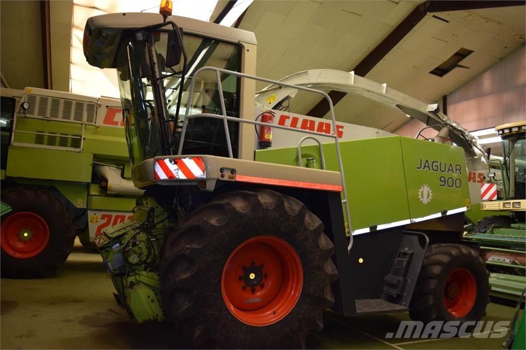 CLAAS Jaguar 900 自走式青贮饲料收割机