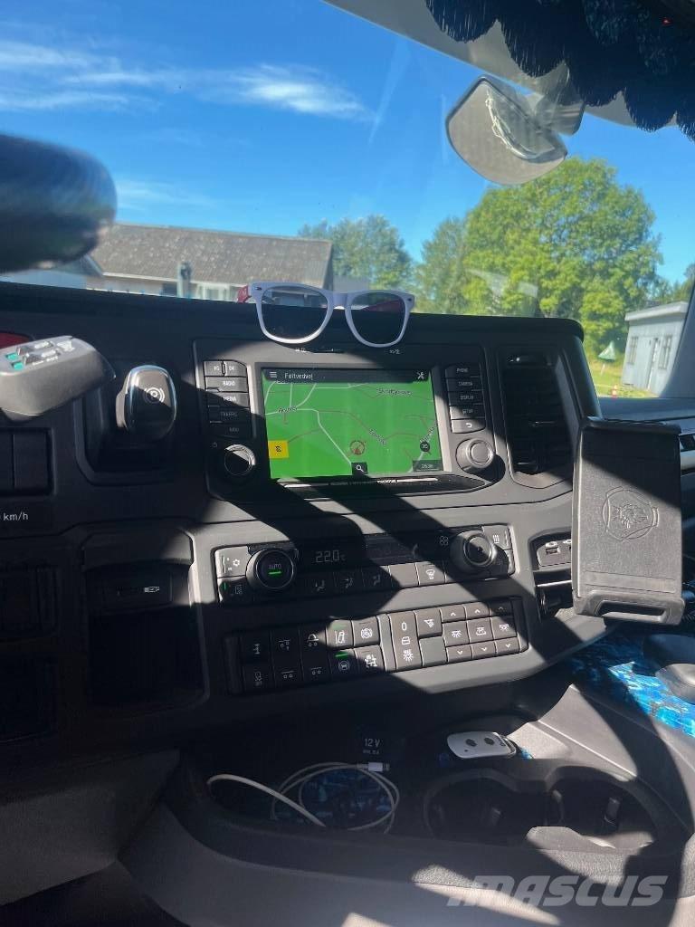 Scania R530 牵引车