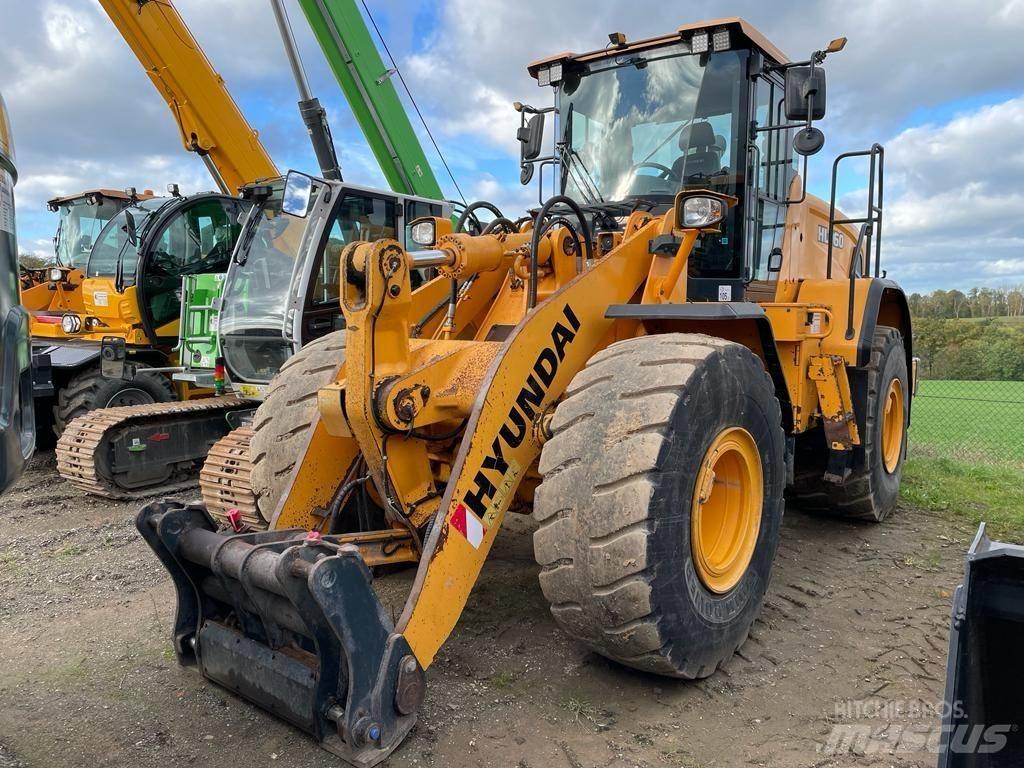 Hyundai HL 960 轮式装载机