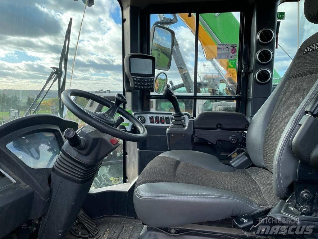 Hyundai HL 960 轮式装载机