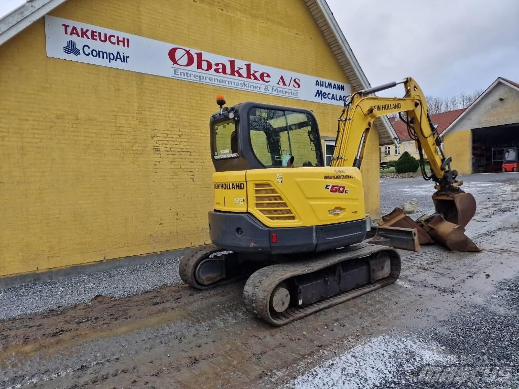New Holland E60C 小型挖掘机