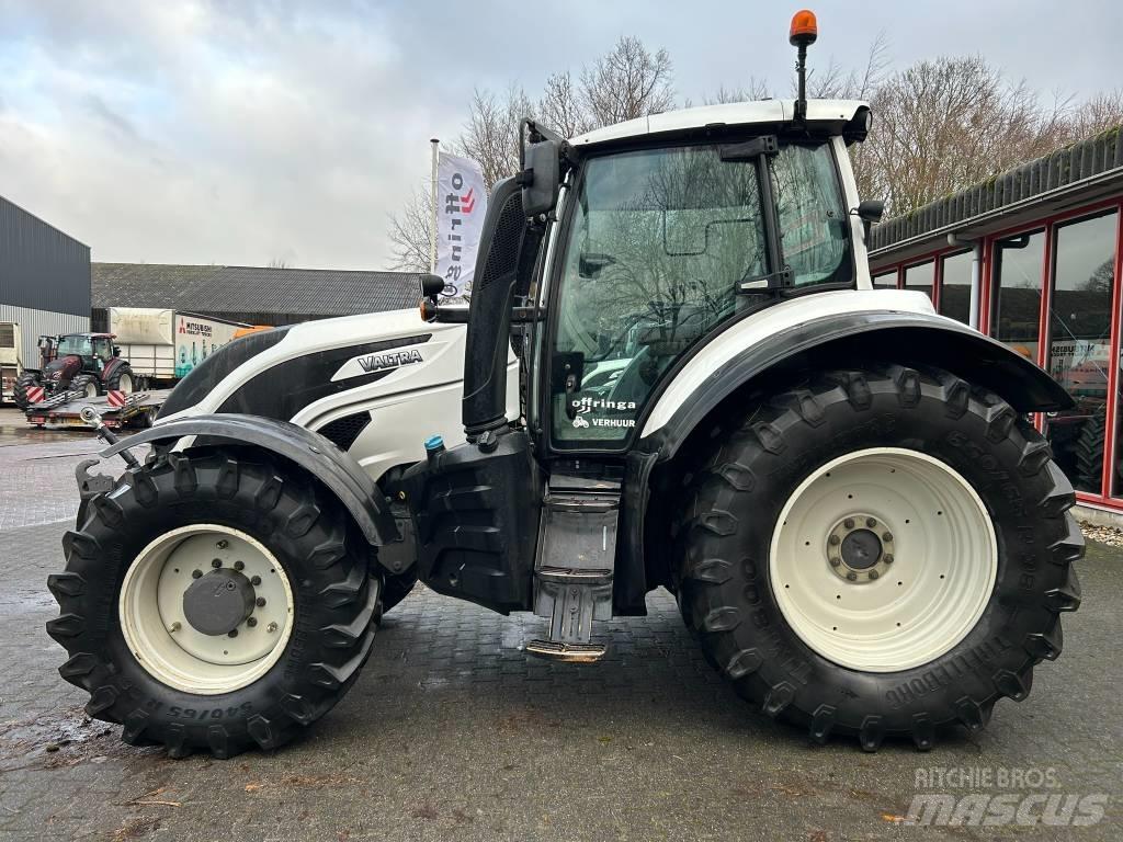 Valtra T154 Active 拖拉机/农用车