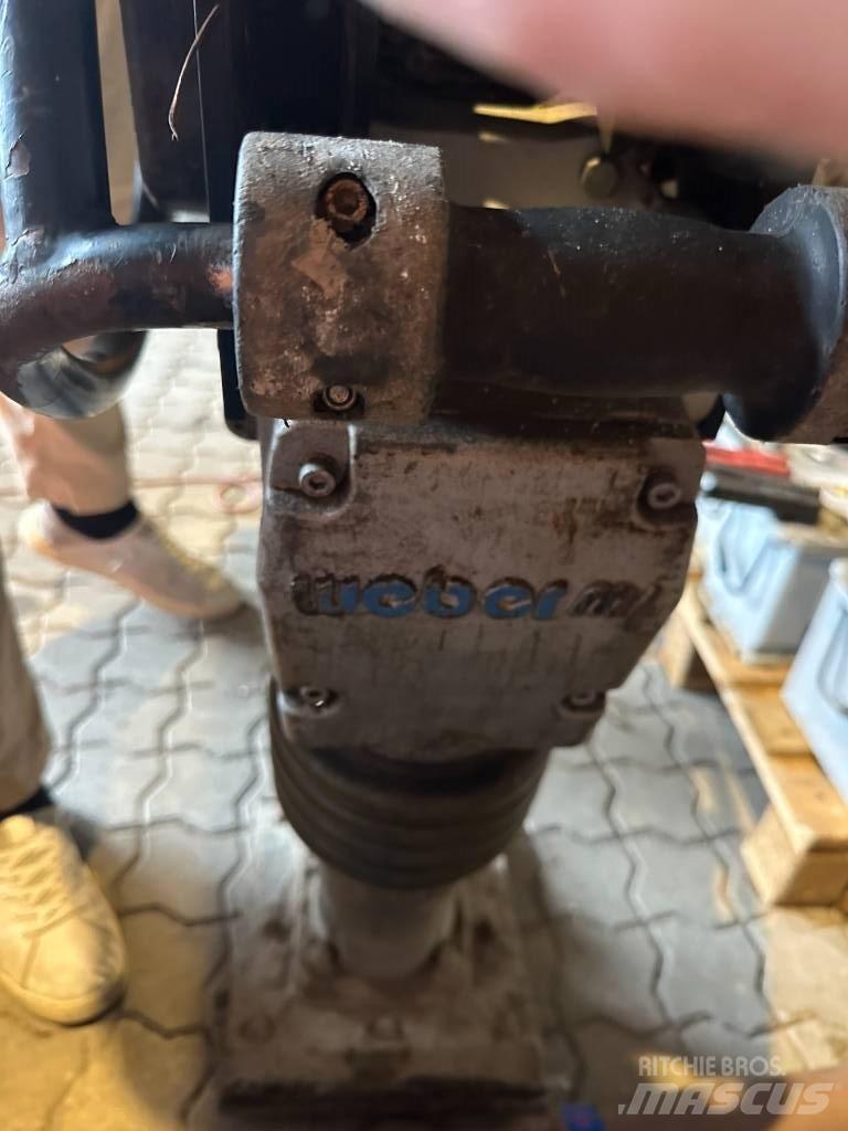 Weber Jordloppe 匝道机