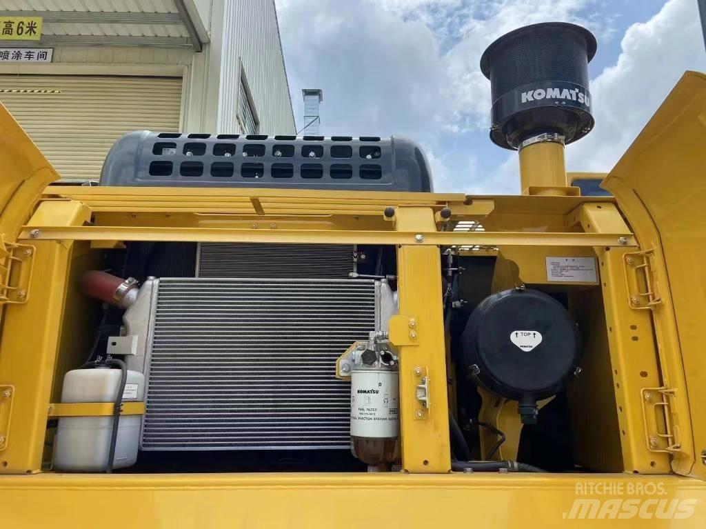 Komatsu PC 390 LC-10 履带挖掘机