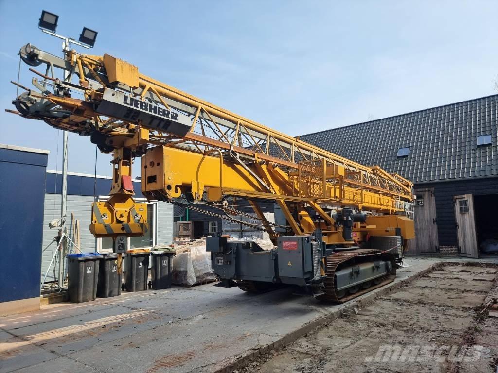 Liebherr 32 TTR 履带起重机