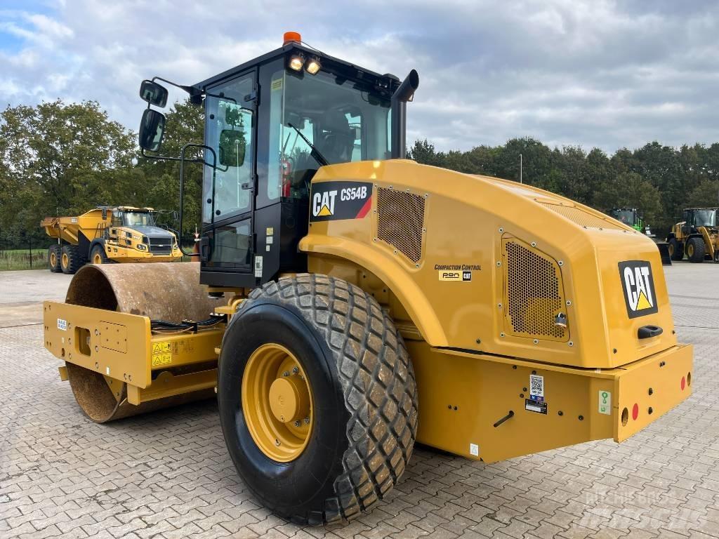 CAT CS 54 B 单轮压路机