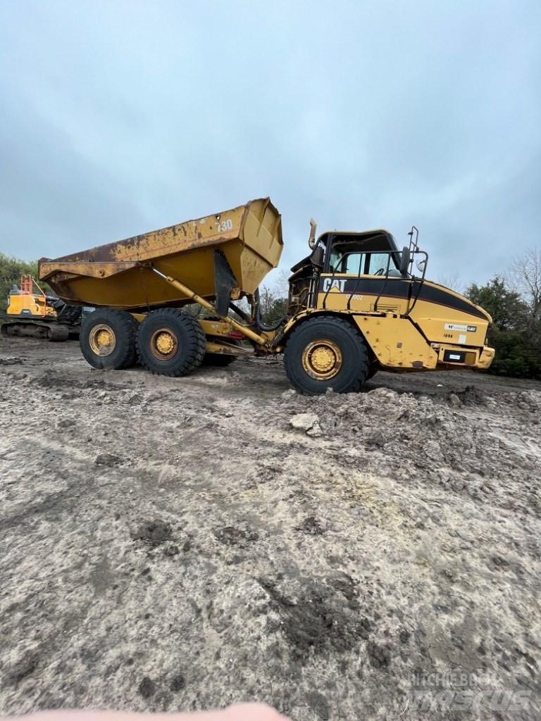 CAT 730 铰接式自卸车