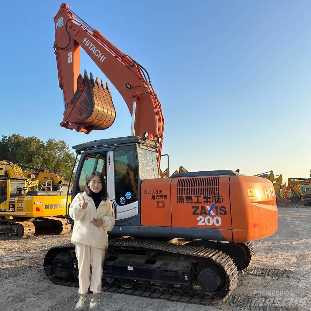 Hitachi ZX 200-3 履带挖掘机