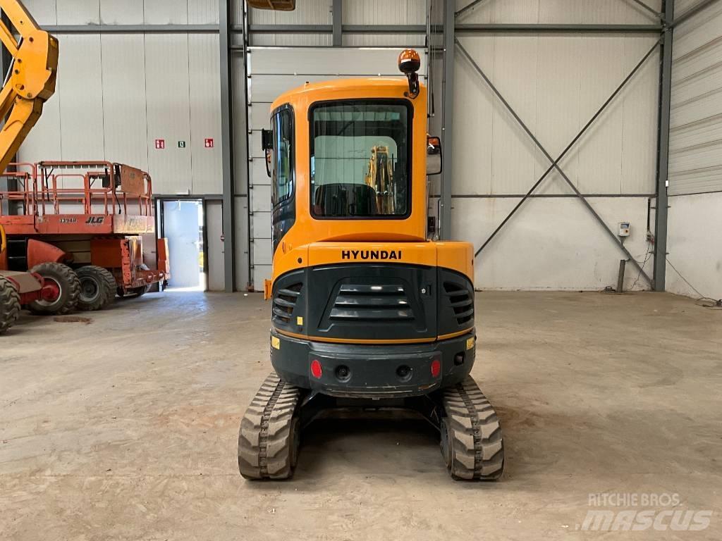 Hyundai 30 Z-9AK 小型挖掘机