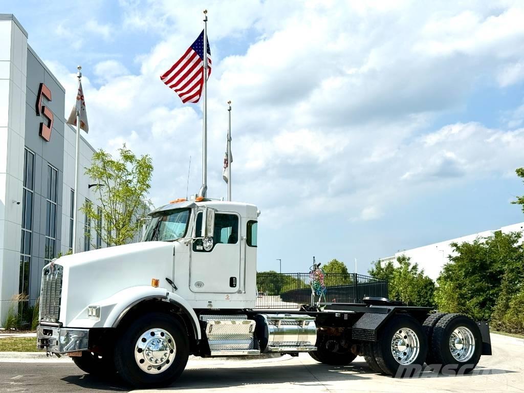 Kenworth T 800 牵引车
