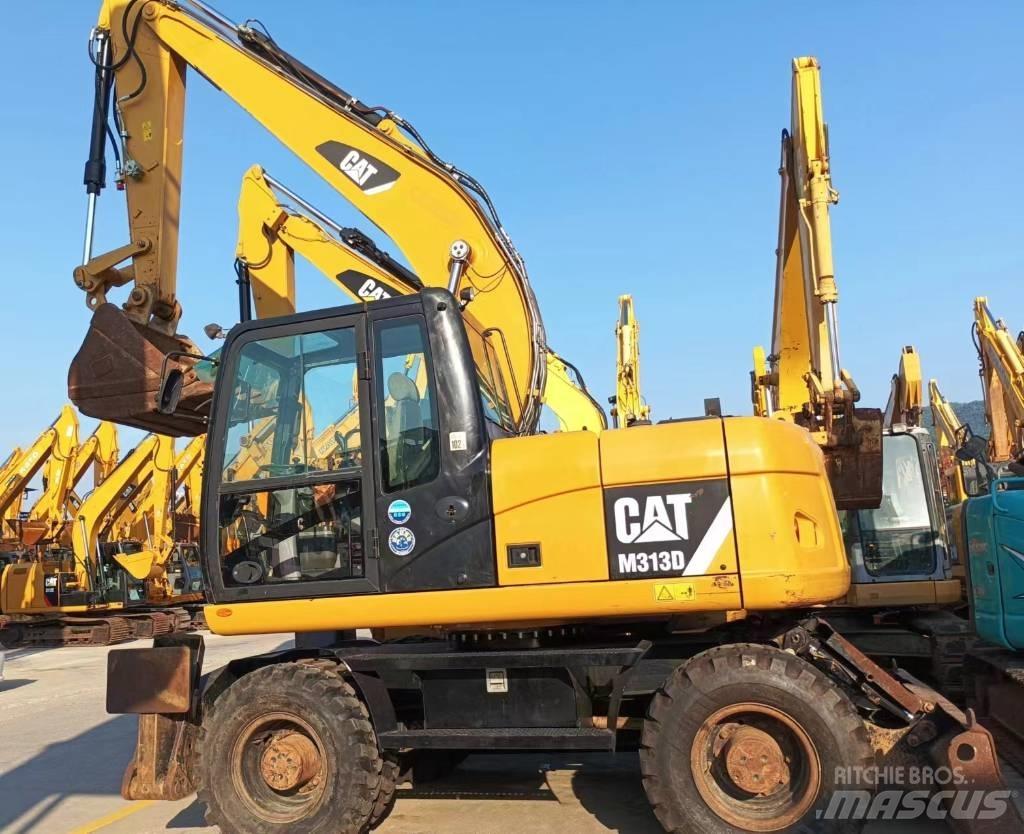 CAT CAT313D 中型挖掘机