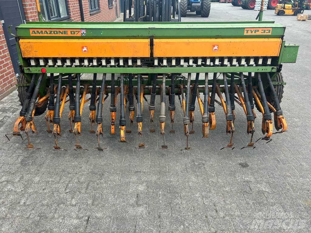 Amazone D7 Type 33 条播机