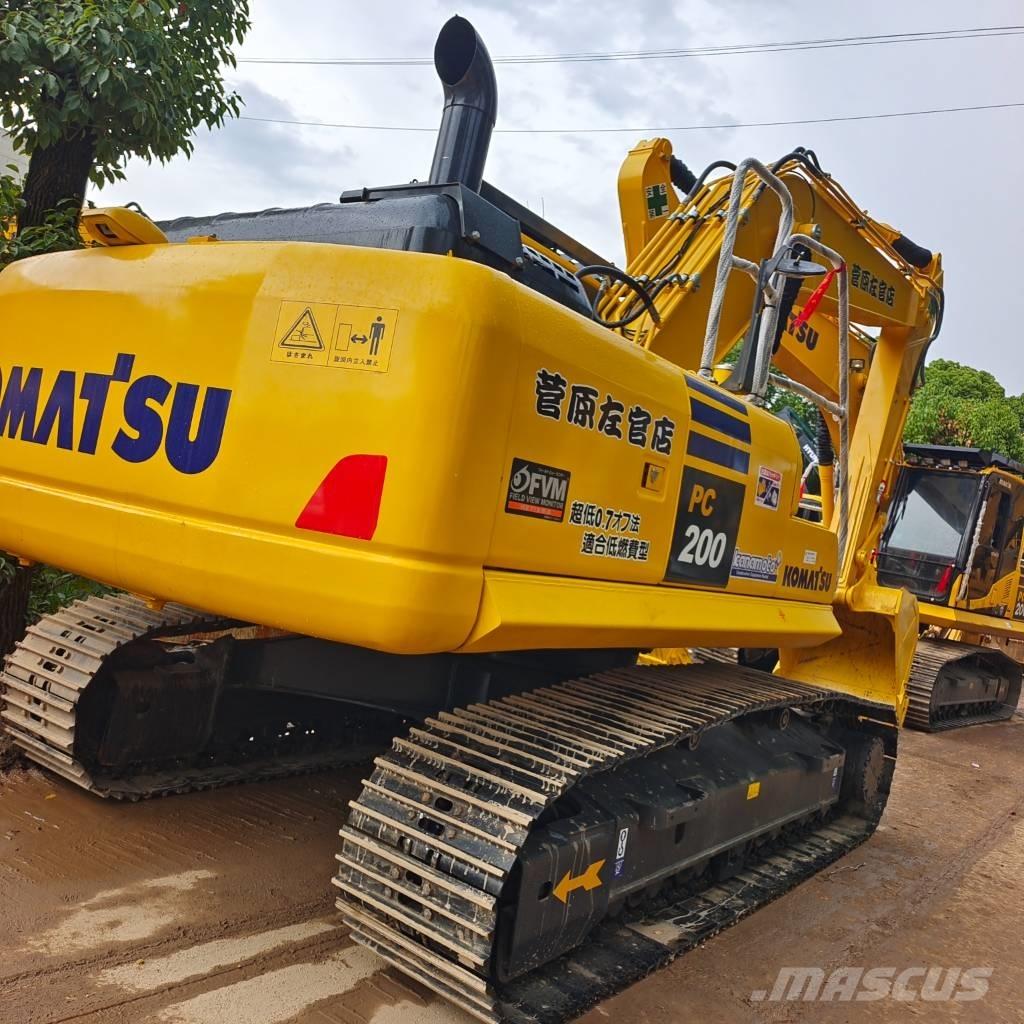 Komatsu PC 200 履带挖掘机