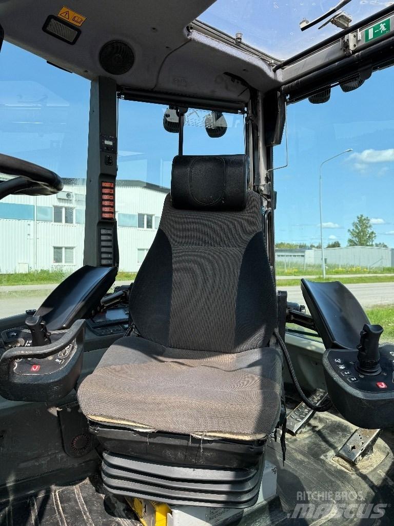 Huddig 1260 C 反铲装载机