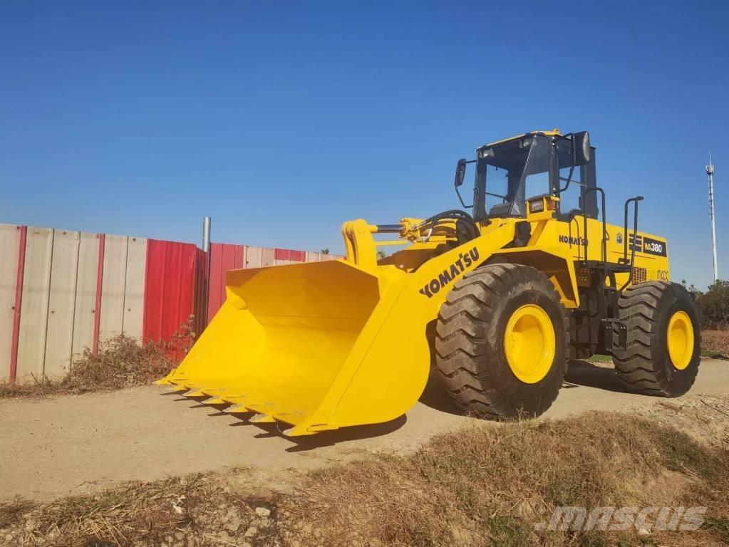 Komatsu WA 380 轮式装载机