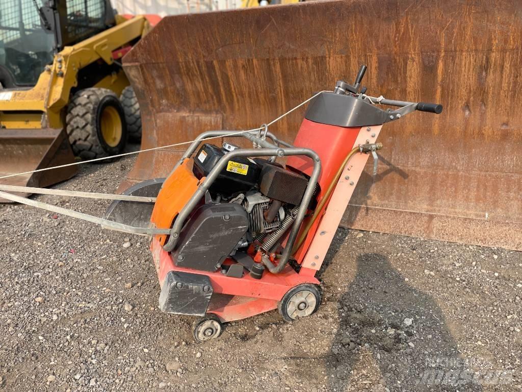 Husqvarna FS413 混凝土/砂浆搅拌机