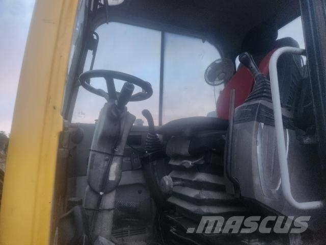 Hyundai Robex 55 W-7 轮式挖掘机