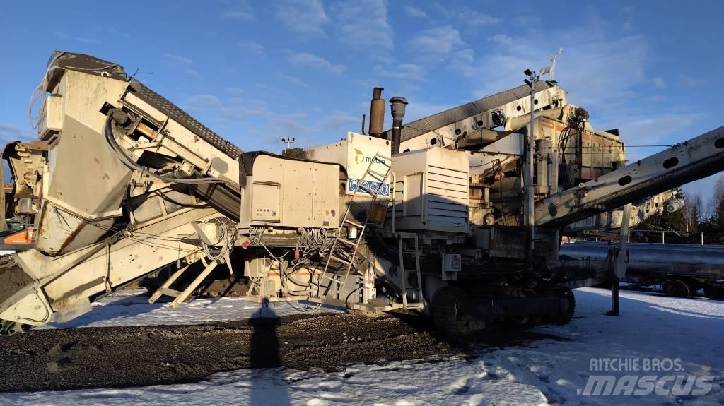 Metso LT 200 HPB 移动式破碎机