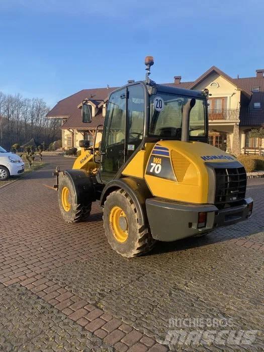 Komatsu WA 70-6 轮式装载机