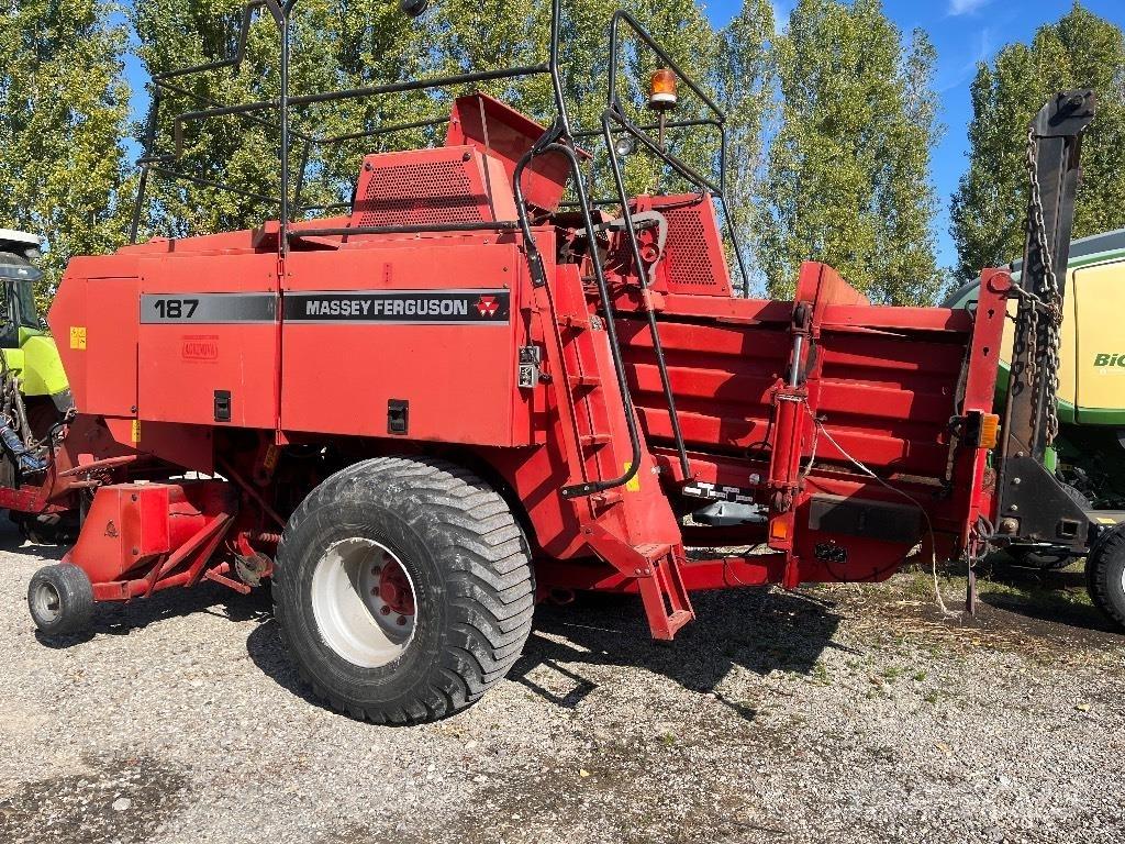 Massey Ferguson 187 方捆打捆机