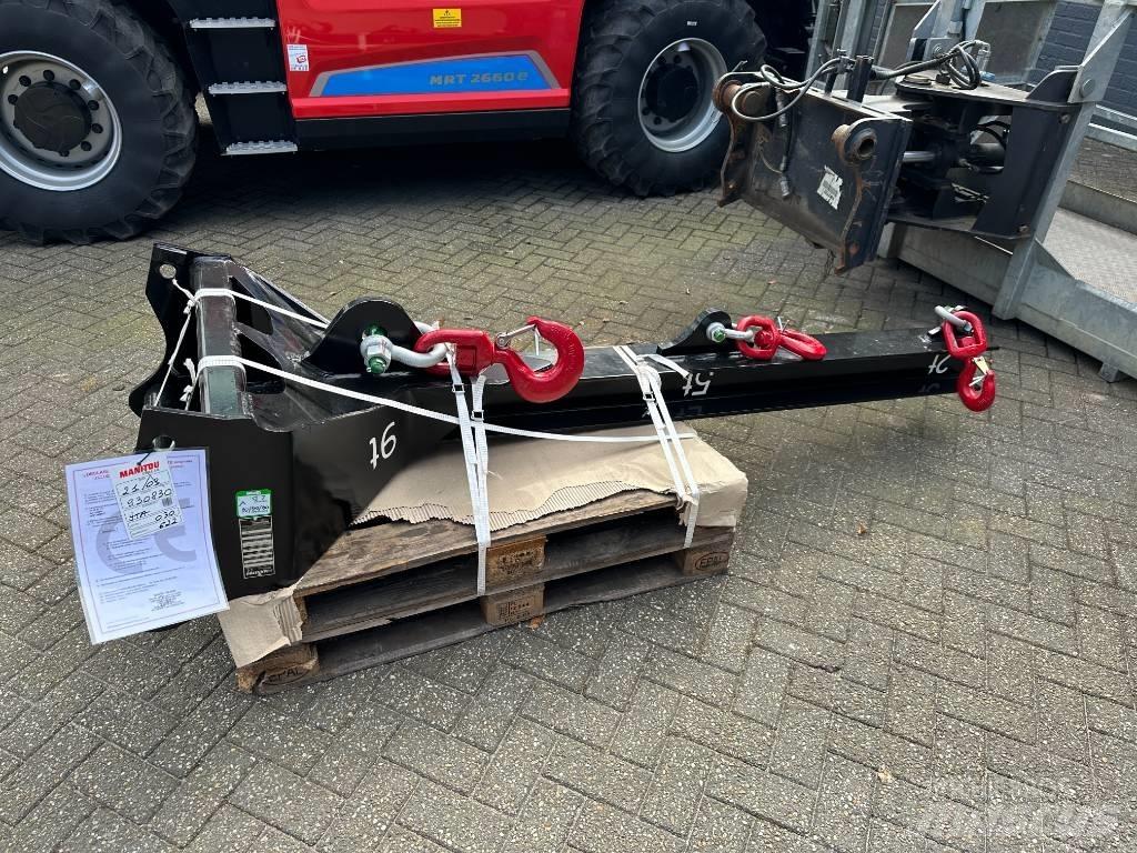 Manitou MHT 790 伸缩臂叉装车|叉装车
