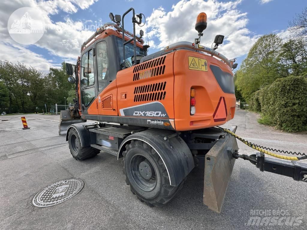 Doosan DX 160 W 轮式挖掘机