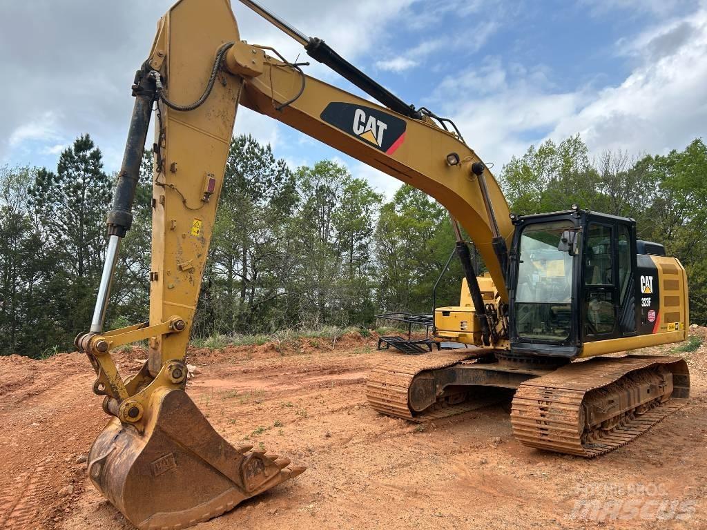 CAT 323FL 履带挖掘机