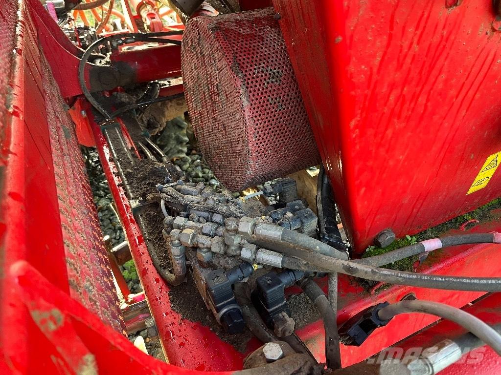 Horsch Pronto 6 DC 条播机