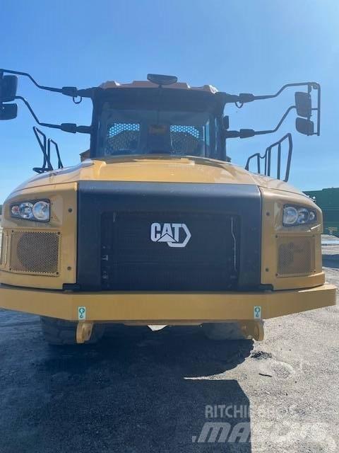 CAT 735 铰接式自卸车