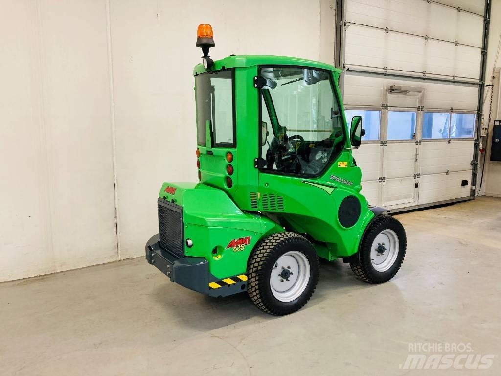 Avant 635 小型装载机