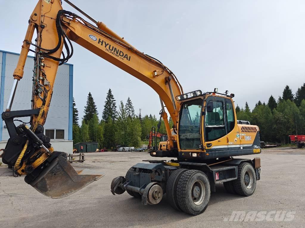 Hyundai R170-W9 轮式挖掘机