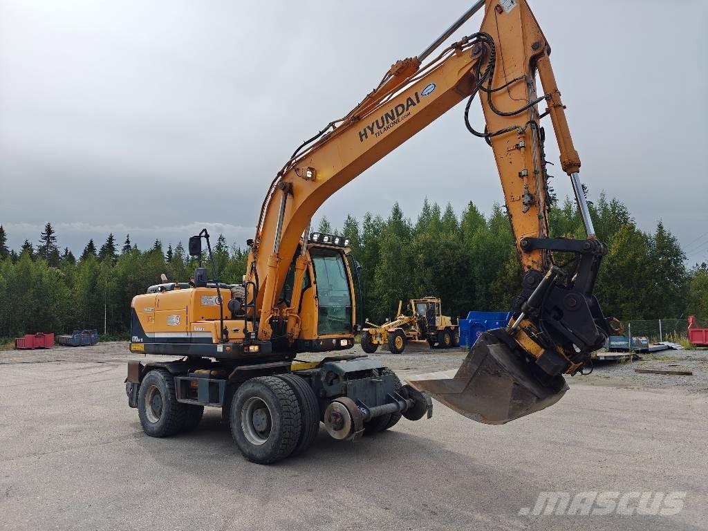Hyundai R170-W9 轮式挖掘机