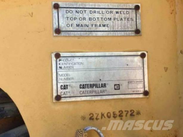 CAT 140 H 平地机/推土机