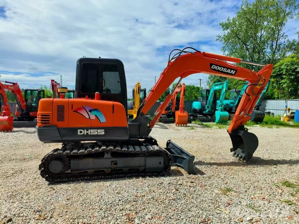 Doosan DH 55 小型挖掘机