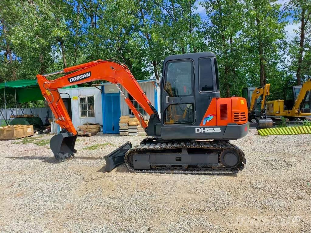 Doosan DH 55 小型挖掘机